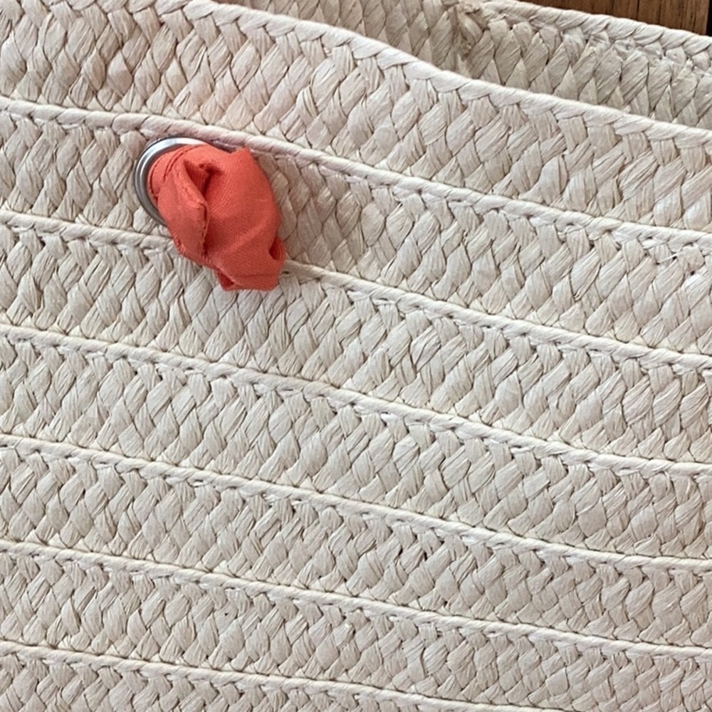 Cream colored straw tote, beach bag with coral fabric straps - Picture 7 of 16